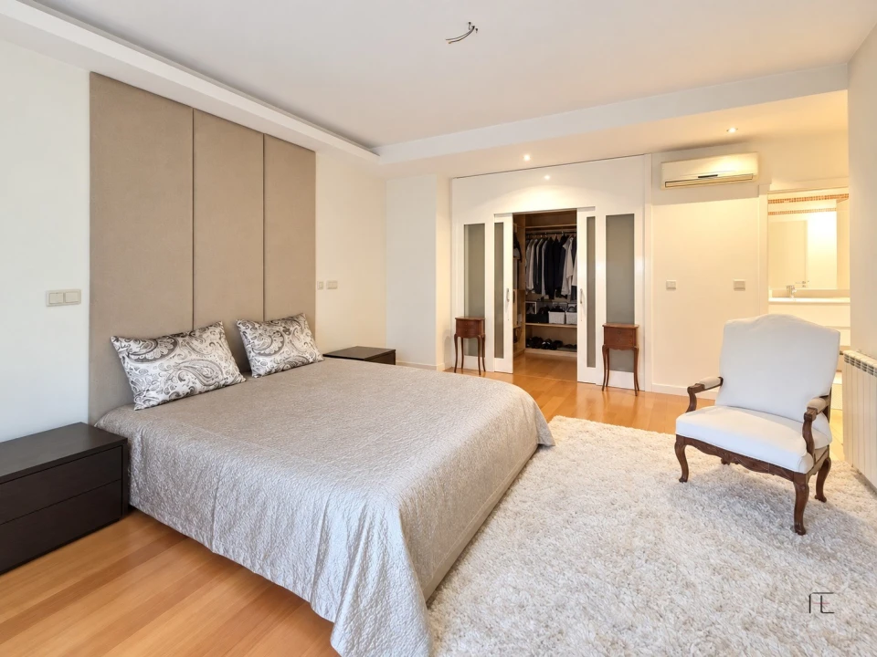 Apartamento T5 para Venda em Canidelo Foto 34