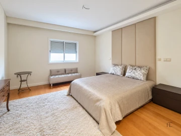 Apartamento T5 para Venda em Canidelo