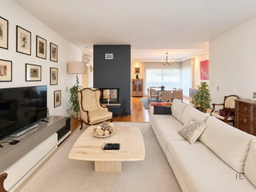 Apartamento T5 para Venda em Canidelo