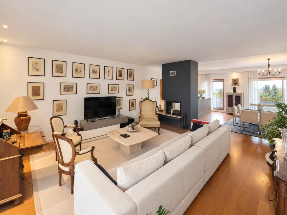Apartamento T5 para Venda em Canidelo Foto 2