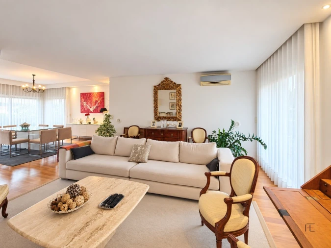 Apartamento T5 para Venda em Canidelo Foto 4