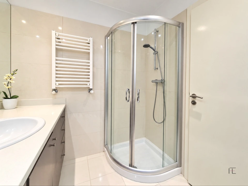Apartamento T5 para Venda em Canidelo Foto 27