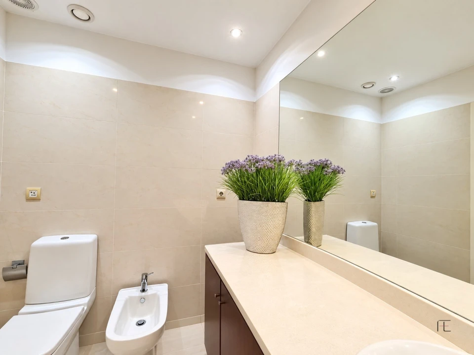 Apartamento T5 para Venda em Canidelo Foto 28