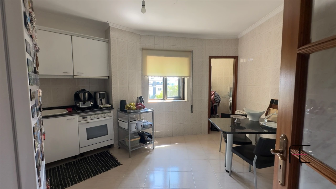 Apartamento T3 para Venda em Rio Tinto Foto 2