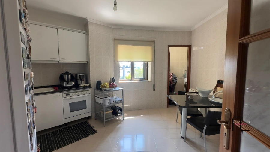 Apartamento T3 para Venda em Rio Tinto Foto 2