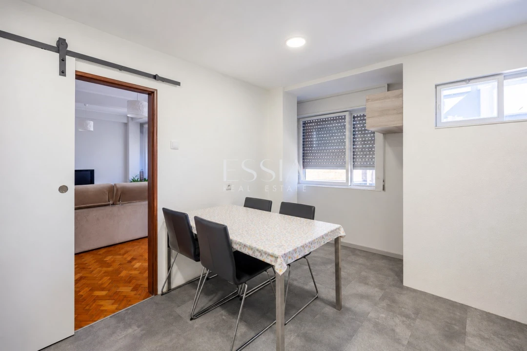 Apartamento T2 para Venda em Cedofeita, Santo Ildefonso, Sé, Miragaia, São Nicolau e Vitória Foto 6