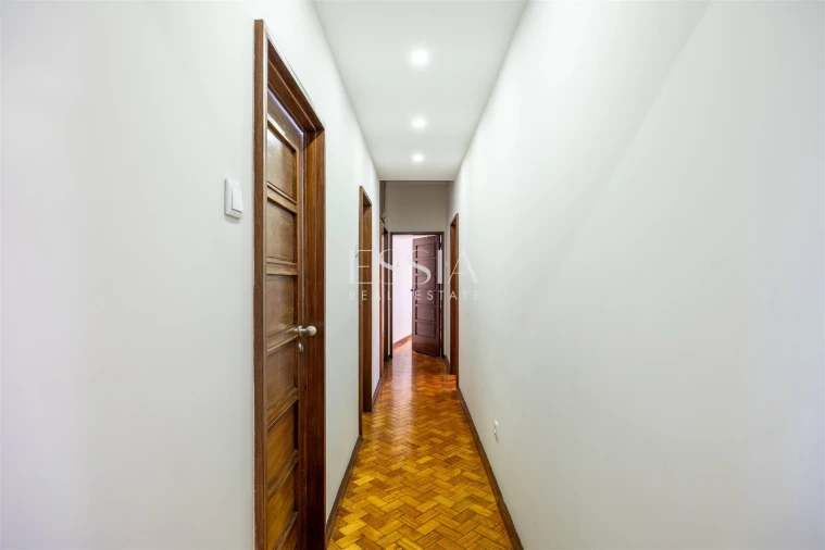 Apartamento T2 para Venda em Cedofeita, Santo Ildefonso, Sé, Miragaia, São Nicolau e Vitória Foto 10