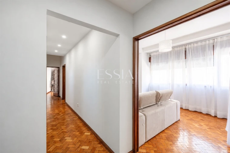 Apartamento T2 para Venda em Cedofeita, Santo Ildefonso, Sé, Miragaia, São Nicolau e Vitória Foto 8