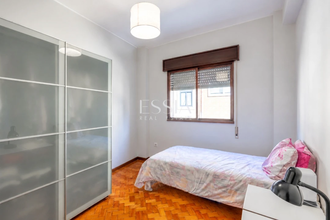 Apartamento T2 para Venda em Cedofeita, Santo Ildefonso, Sé, Miragaia, São Nicolau e Vitória Foto 16