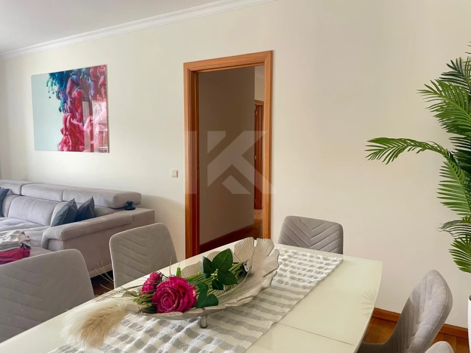 Apartamento T3 para Arrendamento em Funchal (Se) Foto 3