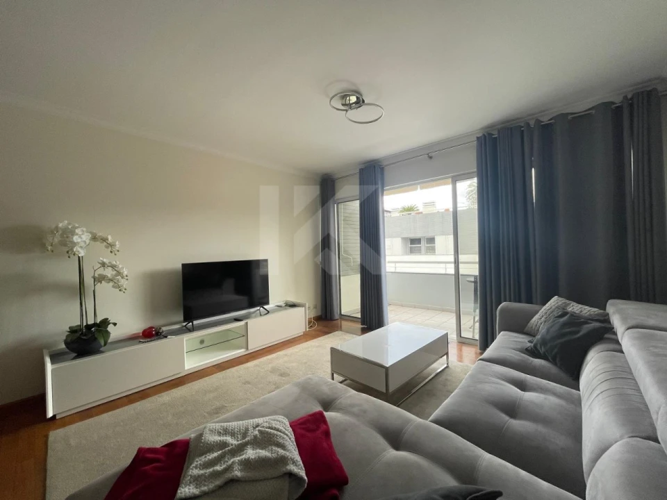 Apartamento T3 para Arrendamento em Funchal (Se) Foto 9