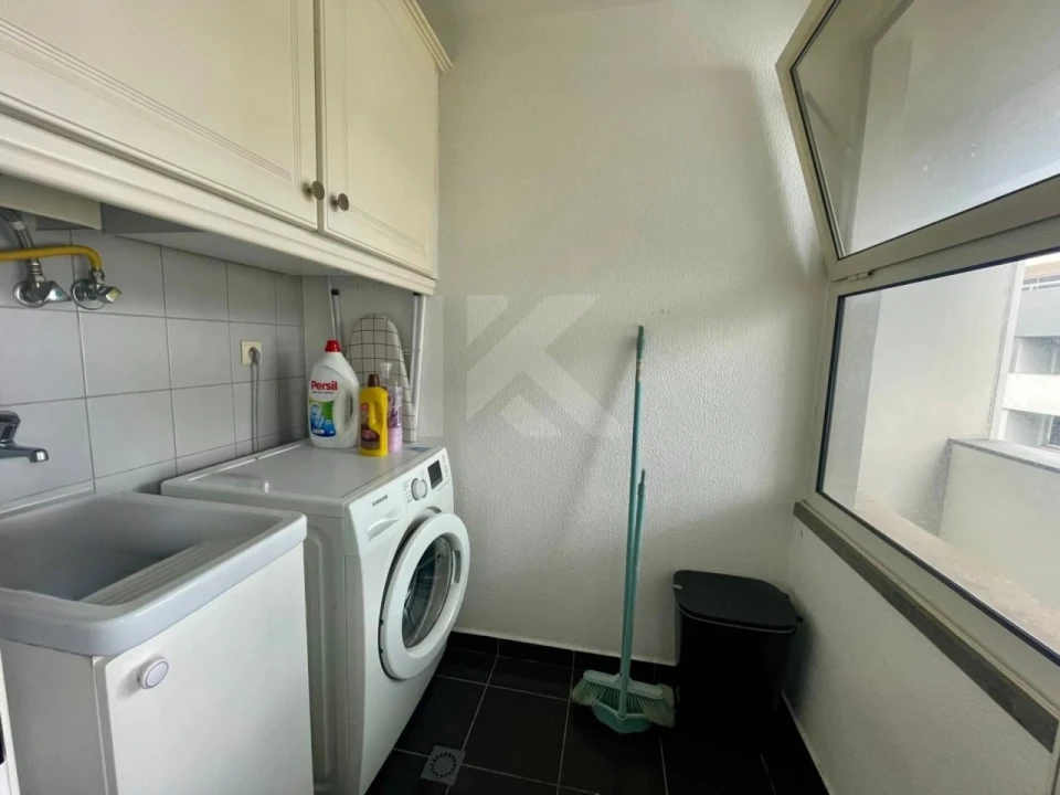 Apartamento T3 para Arrendamento em Funchal (Se) Foto 13