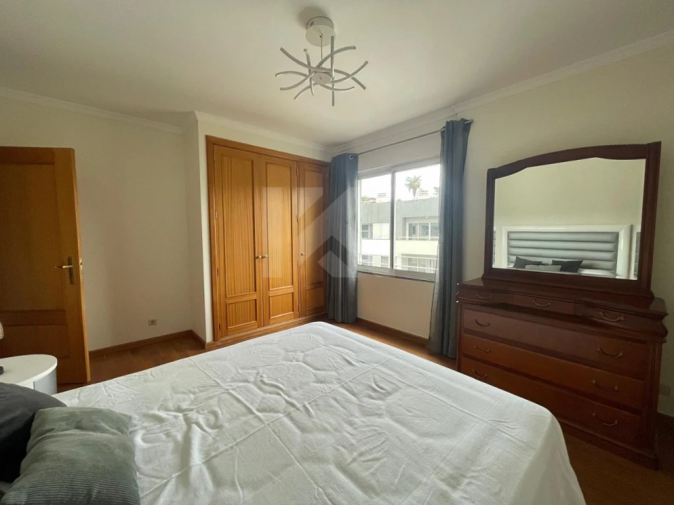 Apartamento T3 para Arrendamento em Funchal (Se) Foto 21