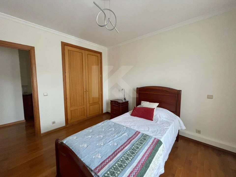 Apartamento T3 para Arrendamento em Funchal (Se) Foto 26