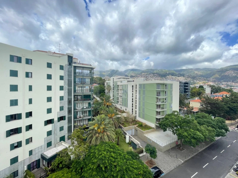 Apartamento T3 para Arrendamento em Funchal (Se) Foto 33