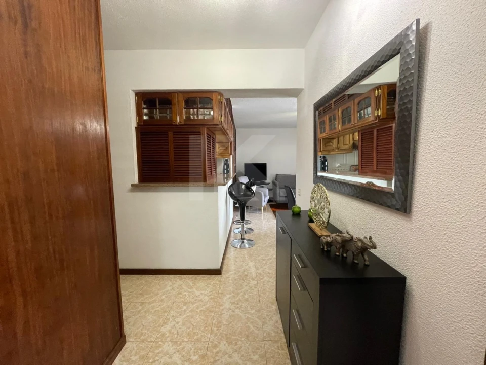 Apartamento T1 para Arrendamento em São Martinho Foto 20