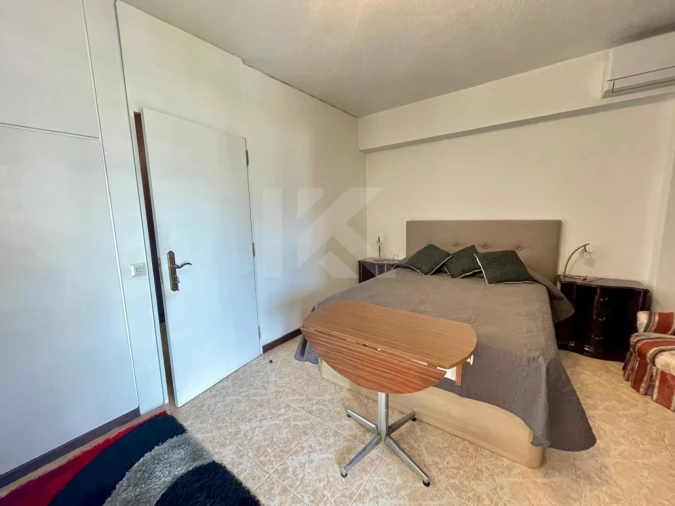 Apartamento T1 para Arrendamento em São Martinho Foto 13