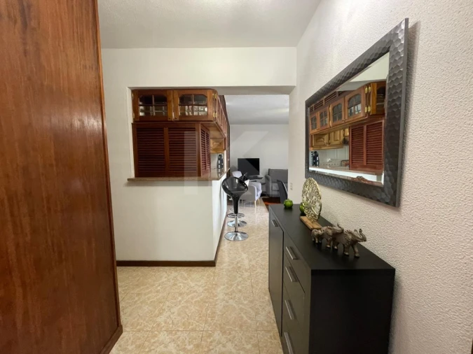 Apartamento T1 para Arrendamento em São Martinho Foto 20