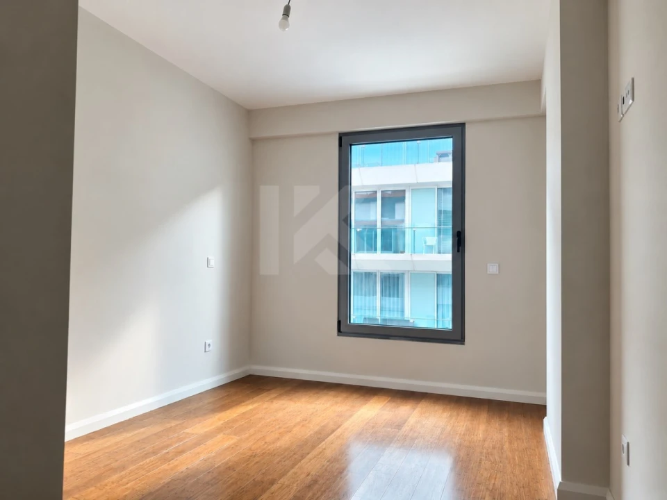 Apartamento T2 para Arrendamento em Funchal (Se) Foto 13