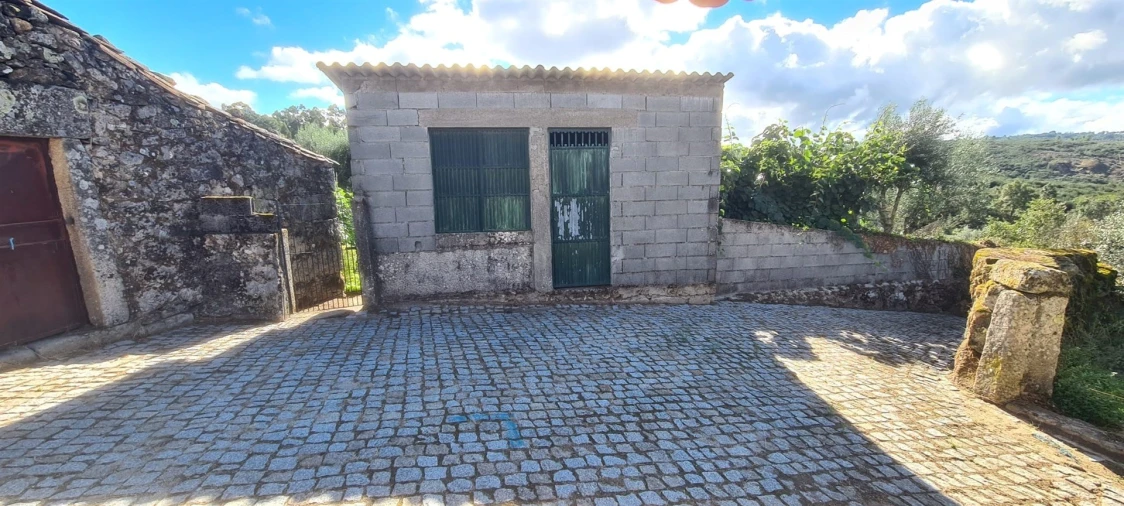 Moradia T2 para Venda em Antas e Matela Foto 18