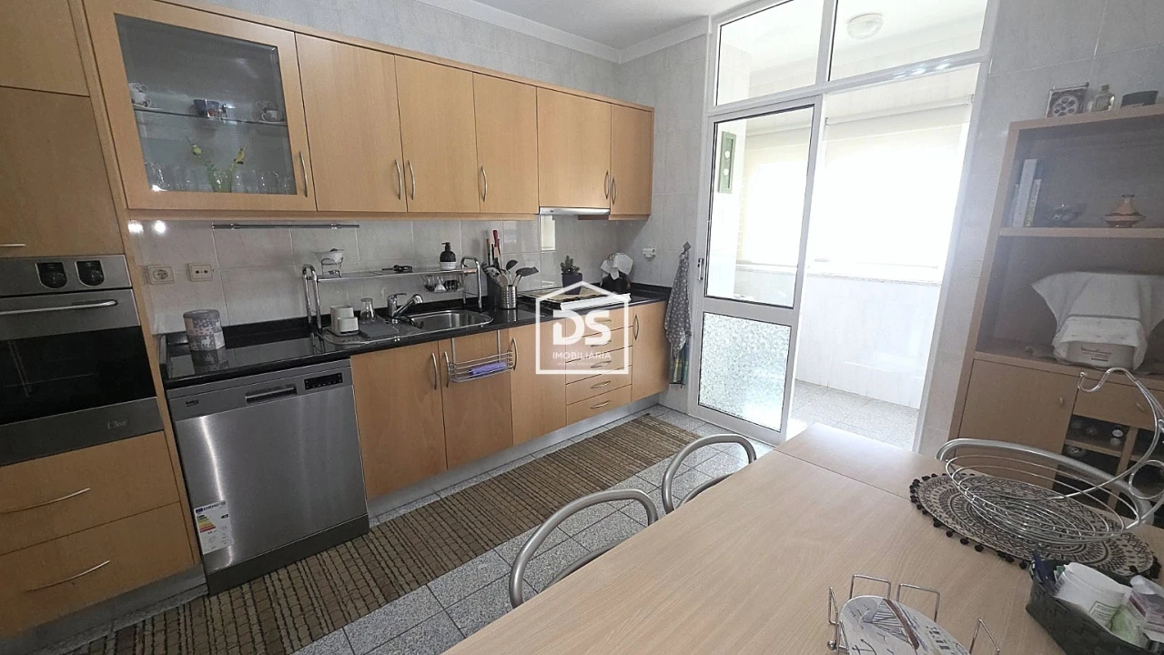 Apartamento T3 para Venda em Lamego (Almacave e Sé) Foto 16