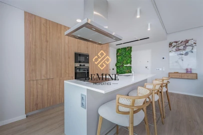 Apartamento T1 para Venda em Funchal (São Pedro)