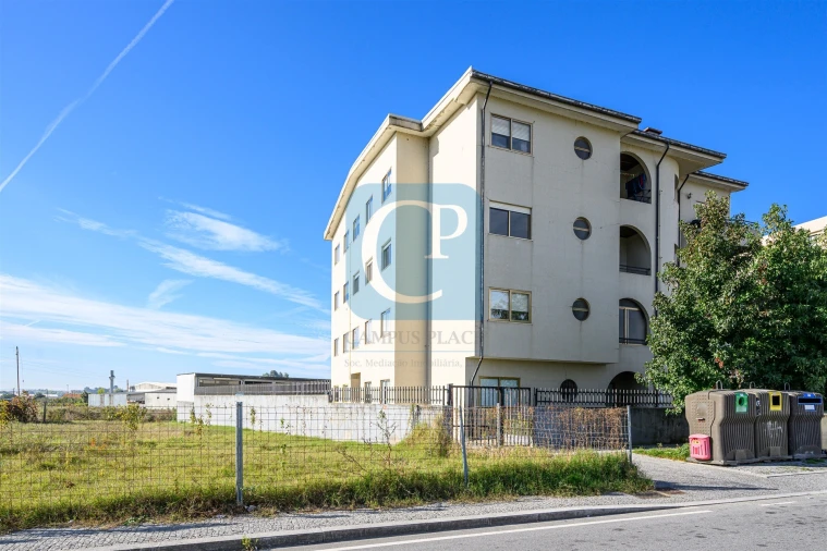 Apartamento T3 para Venda em Rio Tinto Foto 23
