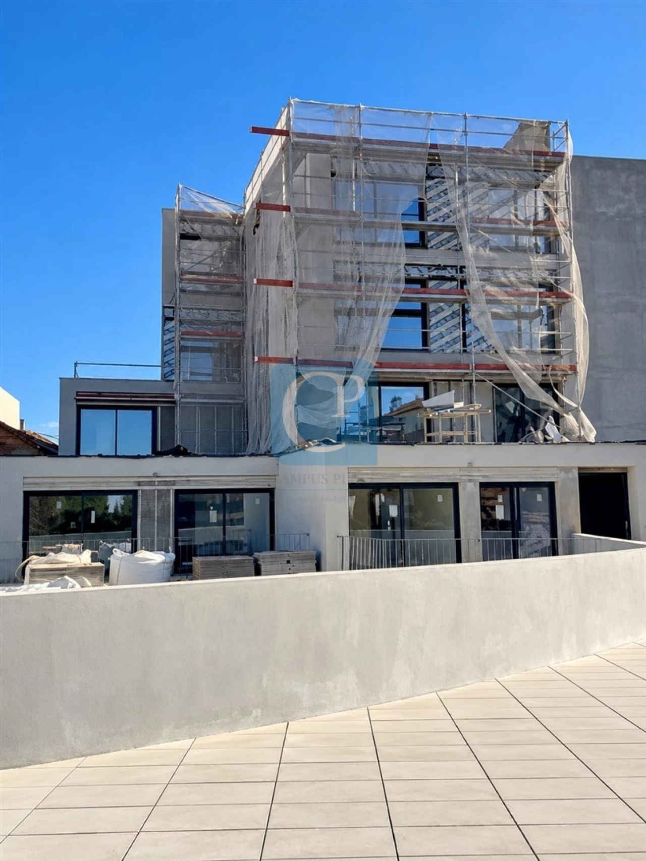 Apartamento T1 para Venda em Paranhos Foto 14
