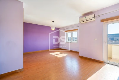 Moradia T4 para Venda em Canas de Senhorim