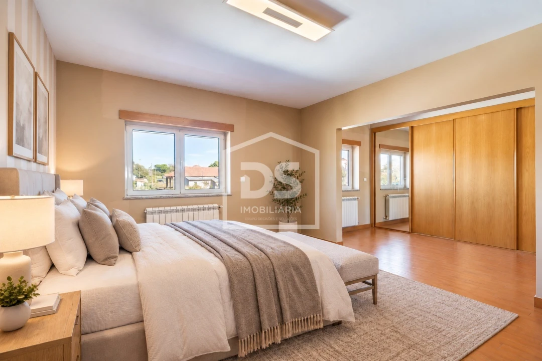 Moradia T4 para Venda em Canas de Senhorim Foto 15