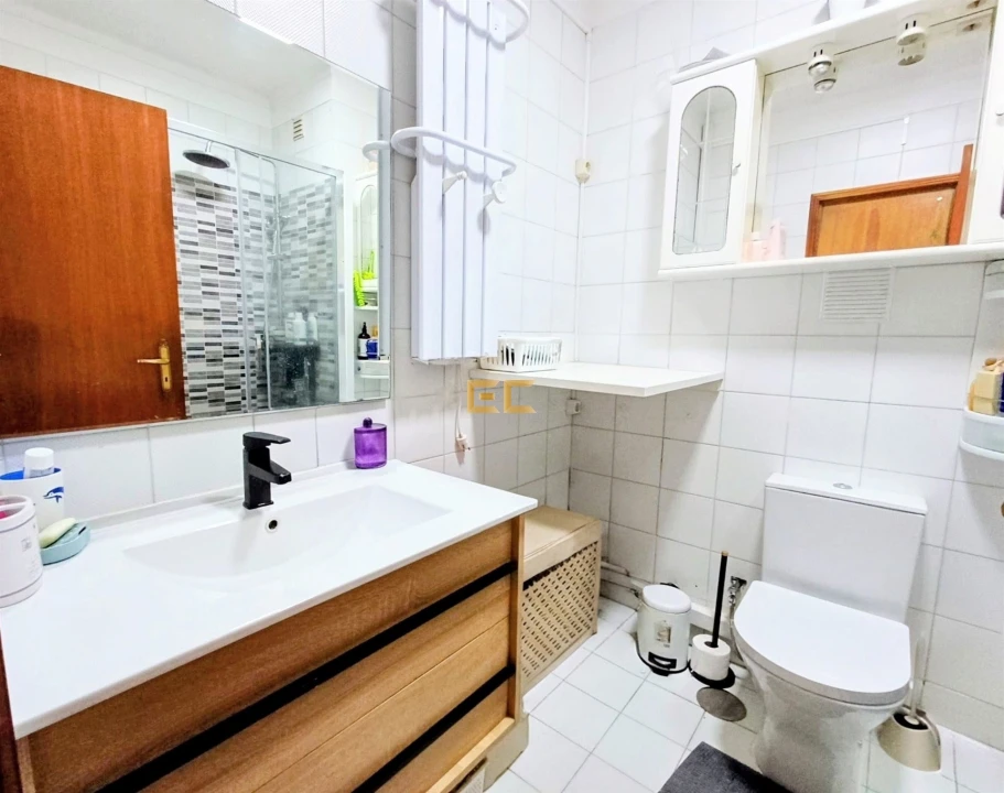 Apartamento T2 para Venda em Buarcos Foto 22