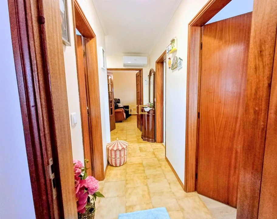 Apartamento T2 para Venda em Buarcos Foto 16