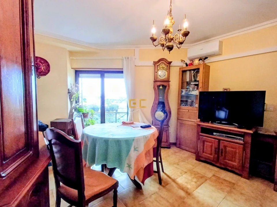 Apartamento T2 para Venda em Buarcos Foto 7