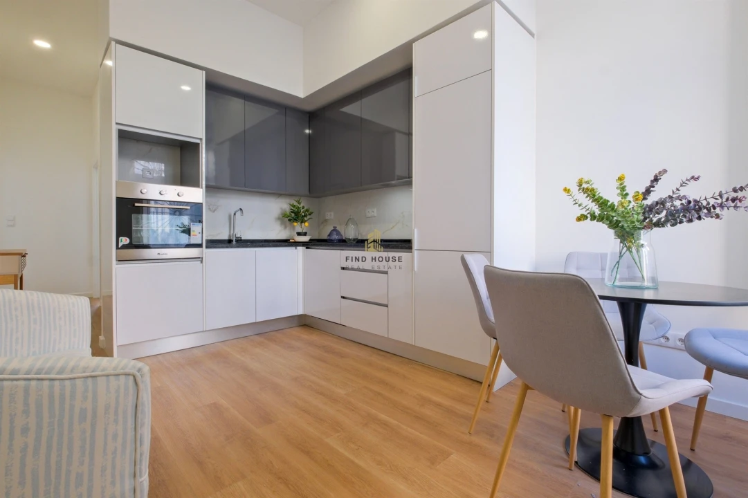 Apartamento T2 para Venda em São Vicente Foto 1