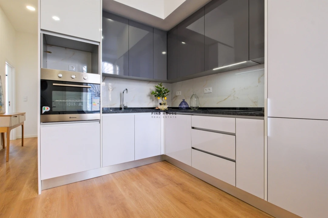 Apartamento T2 para Venda em São Vicente Foto 4