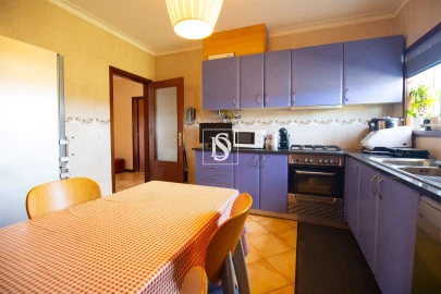 Apartamento T2 para Venda em Amarante (São Gonçalo), Madalena, Cepelos e Gatão