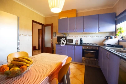 Apartamento T2 para Venda em Amarante (São Gonçalo), Madalena, Cepelos e Gatão