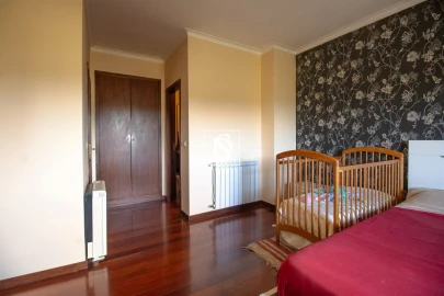 Apartamento T2 para Venda em Amarante (São Gonçalo), Madalena, Cepelos e Gatão
