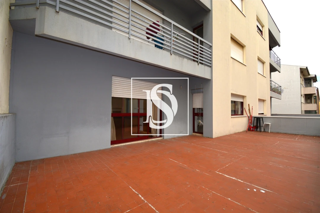 Apartamento T2 para Venda em Sé, Santa Maria e Meixedo Foto 7