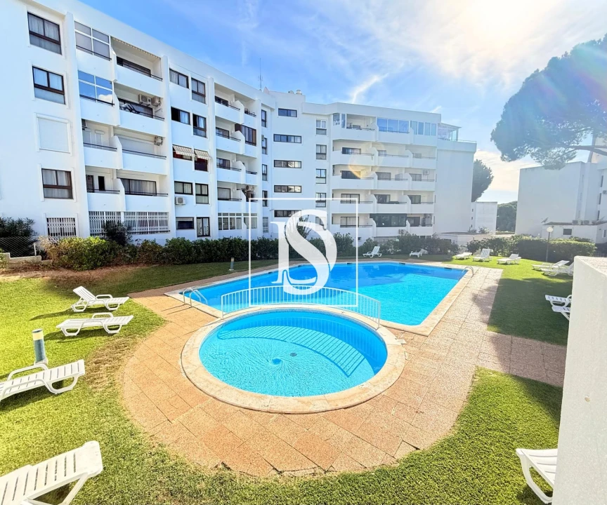Apartamento T1 para Venda em Quarteira Foto 1