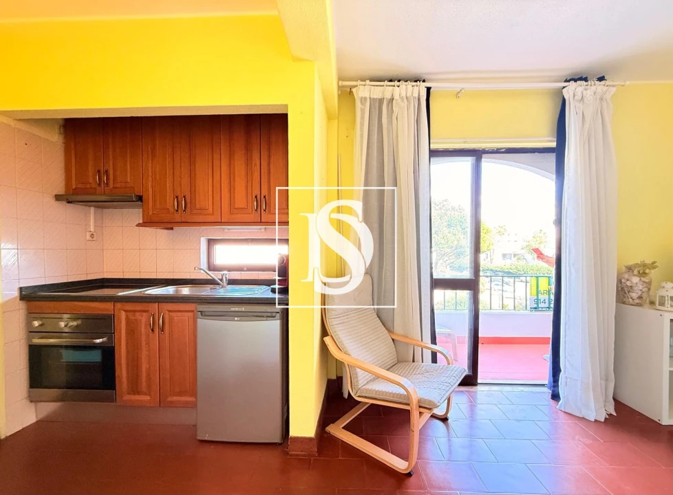 Apartamento T1 para Venda em Quarteira Foto 13