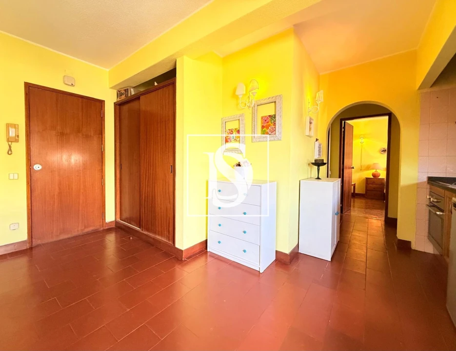 Apartamento T1 para Venda em Quarteira Foto 6