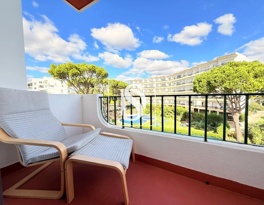 Apartamento T1 para Venda em Quarteira Foto 4