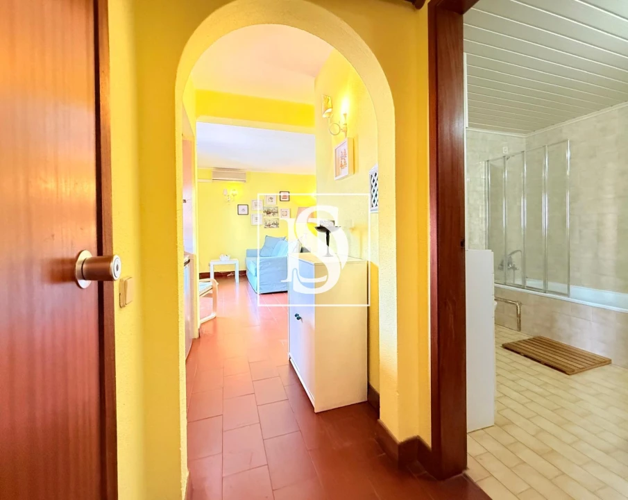 Apartamento T1 para Venda em Quarteira Foto 9