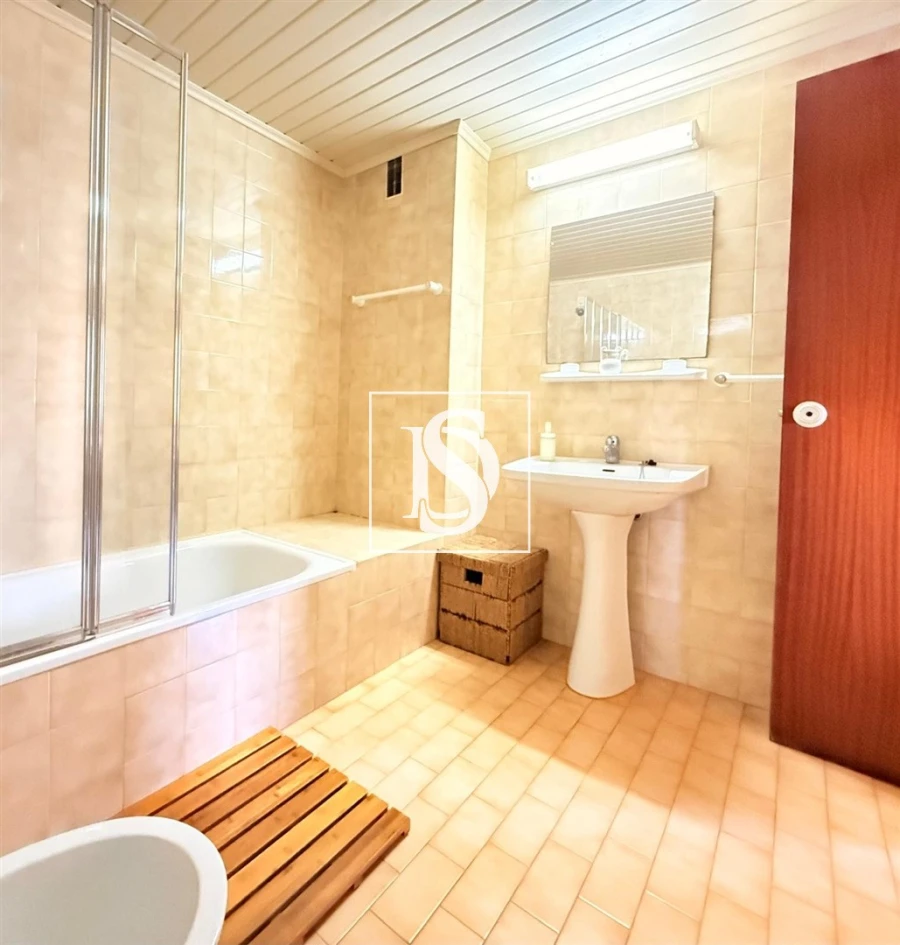Apartamento T1 para Venda em Quarteira Foto 26