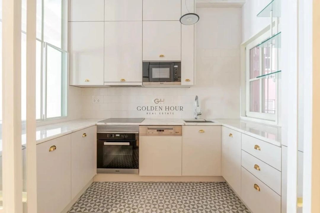 Apartamento T3 para Venda em Cedofeita, Santo Ildefonso, Sé, Miragaia, São Nicolau e Vitória Foto 3