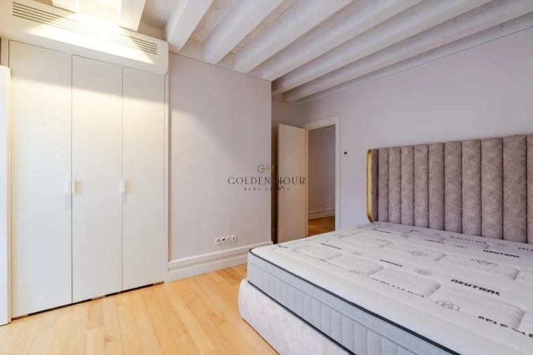 Apartamento T3 para Venda em Cedofeita, Santo Ildefonso, Sé, Miragaia, São Nicolau e Vitória Foto 8