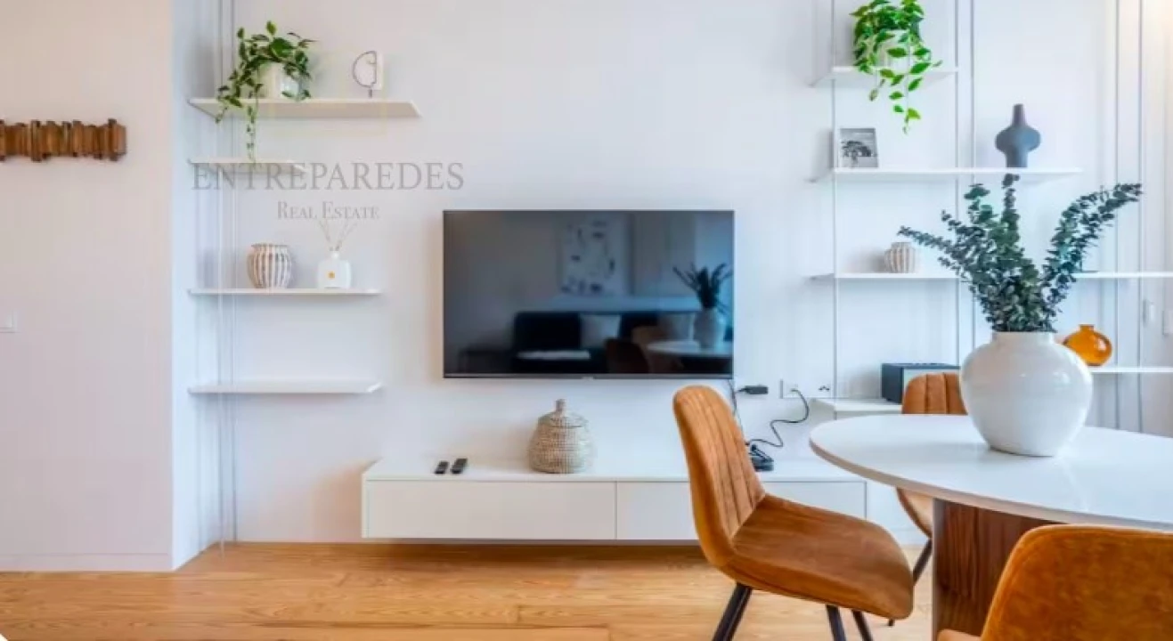 Apartamento T1 para Venda em Cedofeita, Santo Ildefonso, Sé, Miragaia, São Nicolau e Vitória Foto 8
