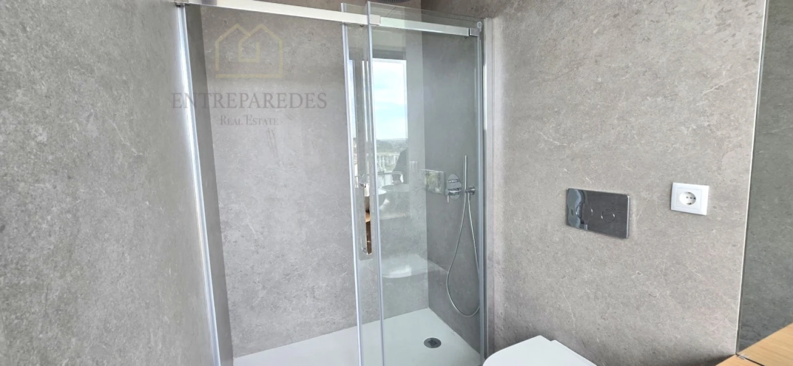 Apartamento T3 para Venda em Campanhã Foto 11