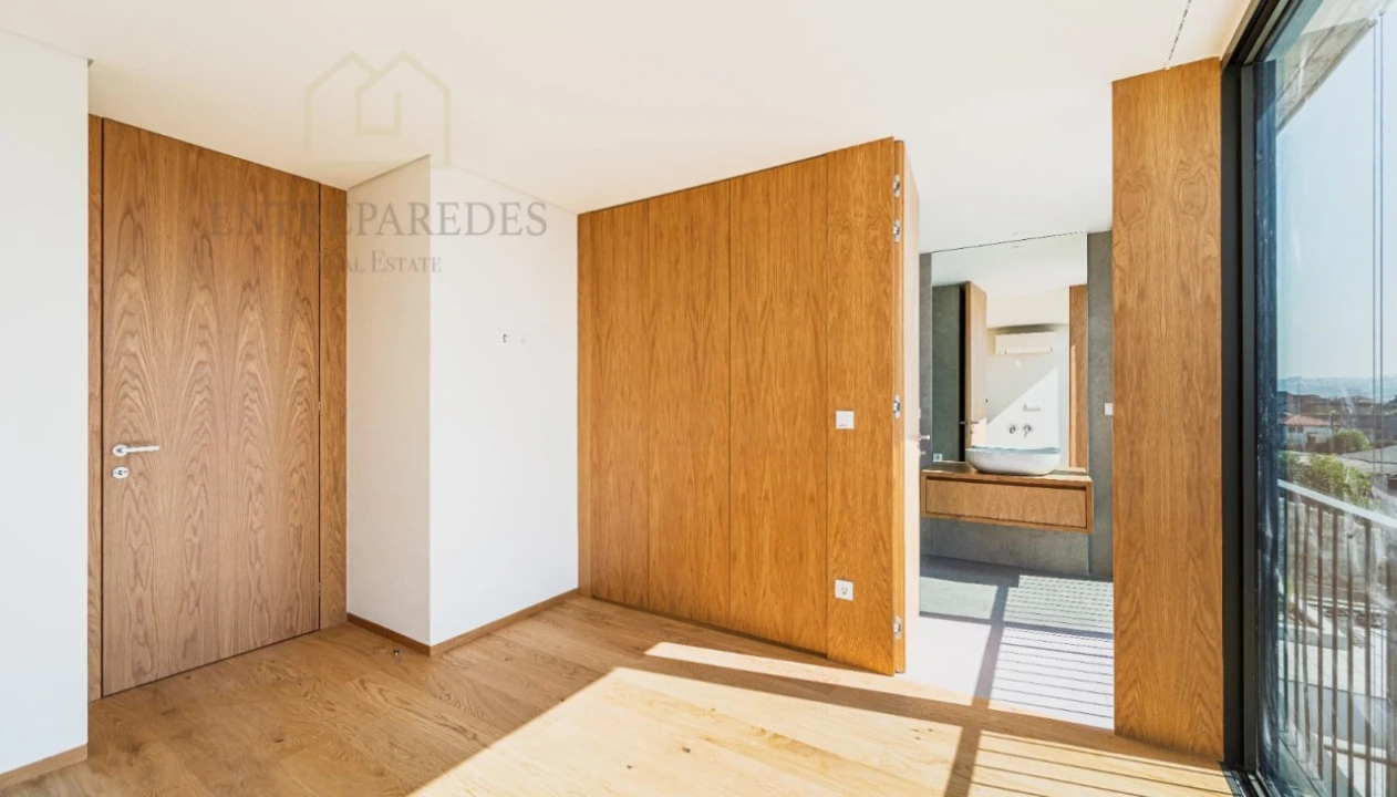 Apartamento T3 para Venda em Campanhã Foto 8